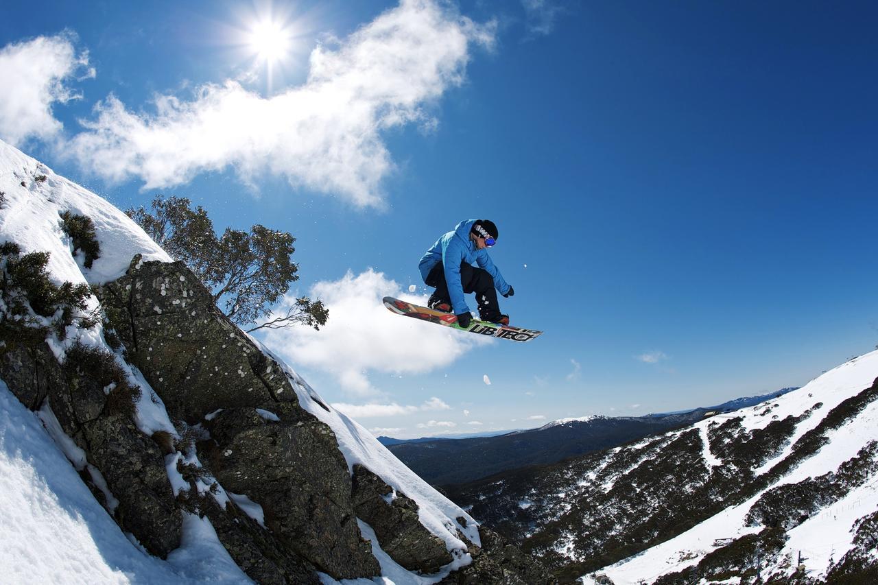 Ski Club Of Victoria - Kandahar Lodge Mount Buller Eksteriør billede